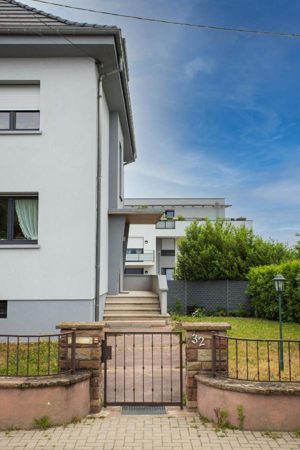 Appart Cosy Prive Avec Parking Gratuit Aux Portes De Strasbourg Hoenheim Exterior photo